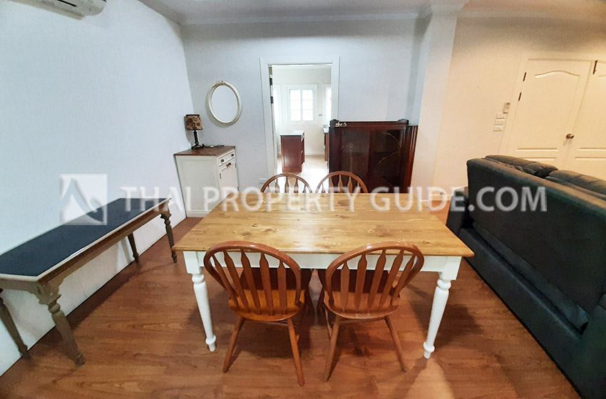 Townhouse in Sukhumvit 